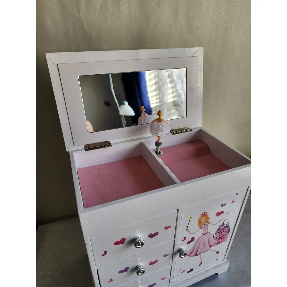 Princess Castle Musical Jewelry Box White Wood Ballerina Spinning Necklace Hook
